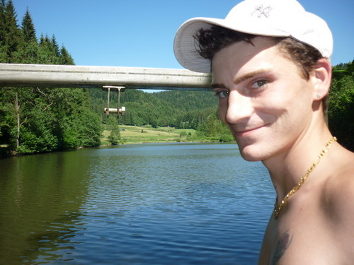 Xavier_Guy's profile picture. j'aime la nature, les animaux, les plantes Grace et sucrés ouvert d'esprits.😅