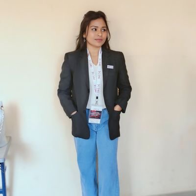 PoojaSahani007's profile picture. CMA FINALIST 🎓
https://t.co/l9bt4xDpJ7