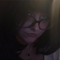 princess vivienne (@vivienne_silver) 's Twitter Profile