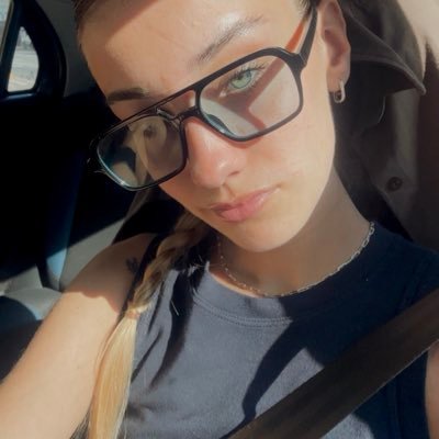 lola_casais's profile picture. :’)