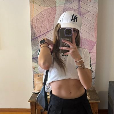 VickiGMiranda96's profile picture. If you can't get what you want then you come with me.