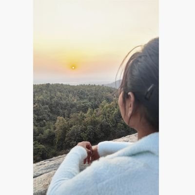 kriti__kri's profile picture. 