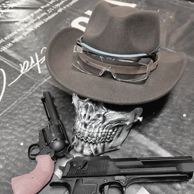 GH_GNGN_08's profile picture. Fateにポケモン、デュエマにサバゲーやロボット系やら…色々やってます（楽しみ過ぎて統一できない）毎回、のんびりいろいろつぶやいてますのぜ…！
気になった方は気軽にフォローどうぞ!!!（ただし、スパムやら企業系やらは👎）