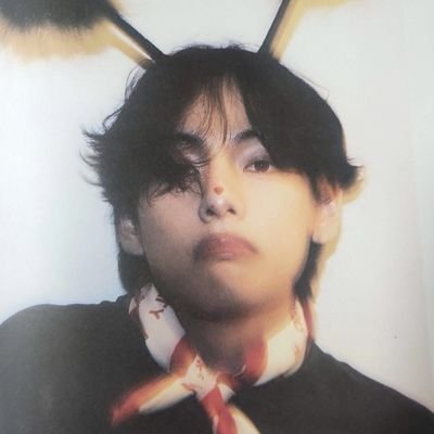 thvtaesimp's profile picture. ~FAN ACCOUNT~ 
✯¸.•´*¨`*•✿ taekook ✿•*`¨*`•.¸✯ she/her ✯ 23 y/o ✯ • btspopper • ✯ OT7 ✯ RC fangirl👉👈💕 
I'LL BE SO RANDOM HERE!!!
••🙂‍↔️••