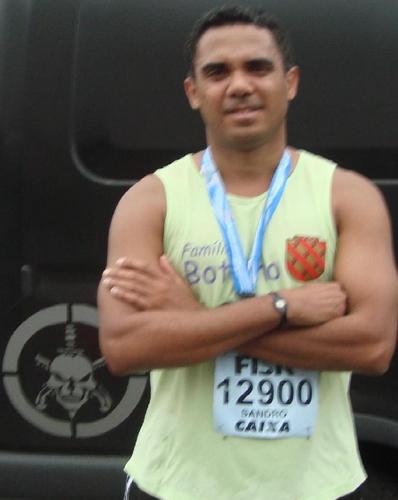 BotelhoSandro's profile picture. Ser humano normal, com qualidades e defeitos. Minha vida é uma corrida, às vezes é caminhada, às vezes é MARATONA.