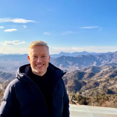 RobertHenriksen's profile picture. 