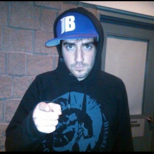 1SPAstronaut's profile picture. Im in love with 8 bands called Simple Plan,MTrench,Hedley,ATL,GreenDay,DWW,3OH3,One Direction ♥Astronaut Trencher #HedleyHoe Huslter Directioner♥