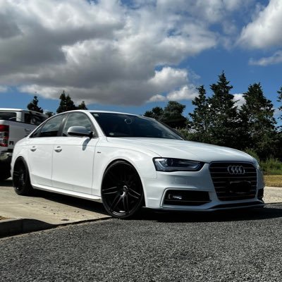 t4jne's profile picture. 