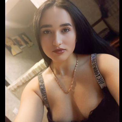 aliina_ilashku's profile picture. 
