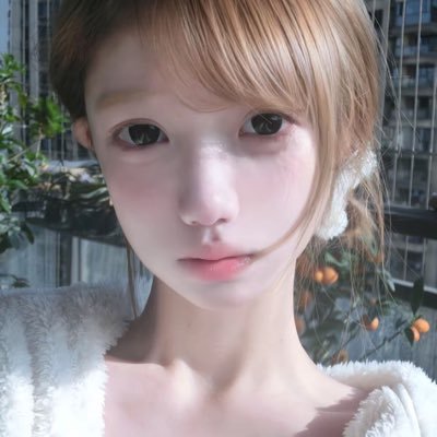 Clarie0731's profile picture. ！！藕饼、敖丙激。第五人格佣兵单推，光遇主all鸟。超强杂食刷啥吃啥，尝试🍳做不好别怪我。