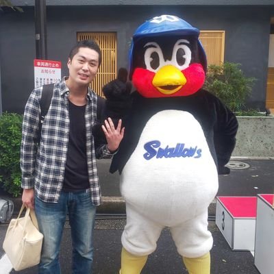 噺家です。
大好物はタコの吸盤揚げと卵とじ蕎麦と登利平、好きな人はつば九郎と吉幾三さんと川中美幸さんと真田ナオキさんです。
宣伝と可愛いつぶやきを心がけていきます。