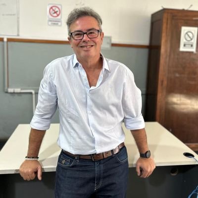 Magíster en Economía y Ciencias Políticas @iueseade .Abogado @UNLitoral. Ahora en @UBAonline Maestría en Historia Económica y Política Económica. FR+A