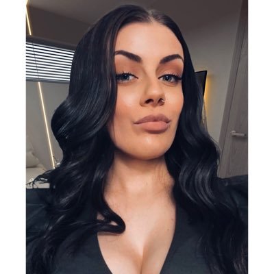 CherrBownn11's profile picture. FINDOM 😎 https://t.co/zj8uUgRfqZ pay pigs 🐽