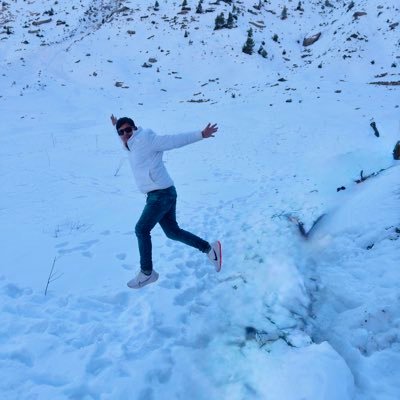 RiteshR39307633's profile picture. Diving deeper into the serenity😀😀👈