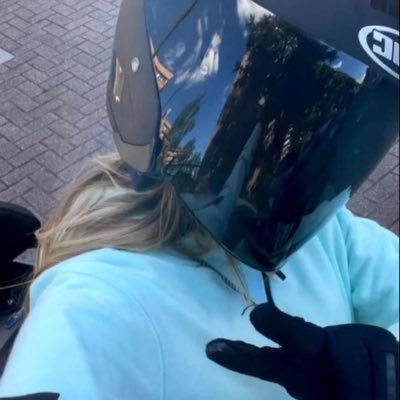 naw_llb's profile picture. 