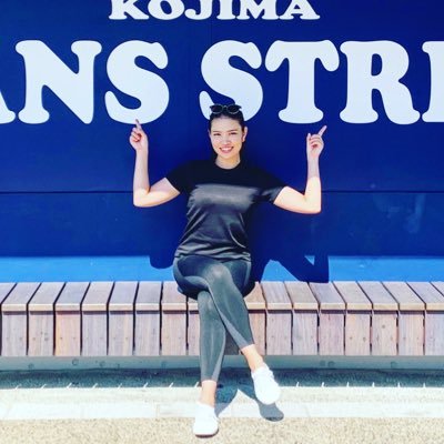 アパレル商社営業 ▶︎ 未経験からWEBデザイナー独立 ▶︎ SES採用人事(←今ココ) | 会社の好きなところを呟くとキリがないので日々の出来事を綴ります🤔💭 #新時代を築く技術者集団 🔗https://t.co/t7fcFYaYMd