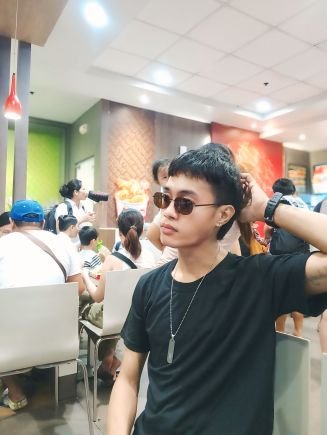 Ladyboii3's profile picture. ♥️peter♥️