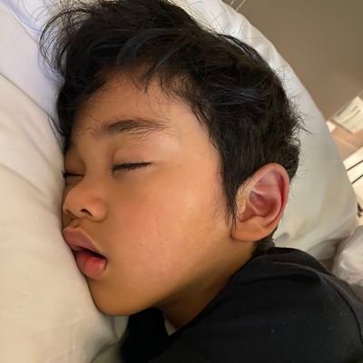 logias's profile picture. 