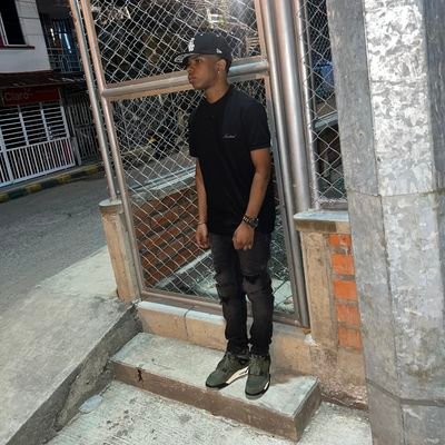 CarlosMiguelGr9's profile picture. 