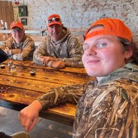 Avery Stone (@averystone77) 's Twitter Profile