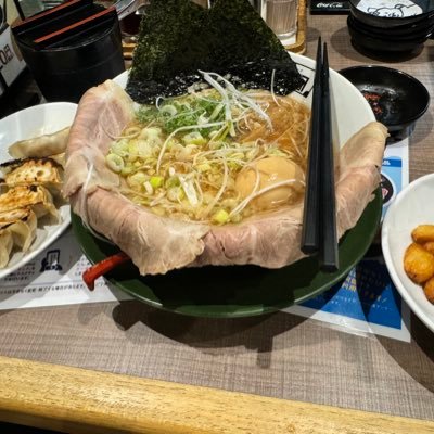 5年ぶりくらいにXのアカウント復活したけど訳分からん 変わったことといえばエミュレータ使ってモンスト20垢動かしてます??くらいか
@cckknohito_