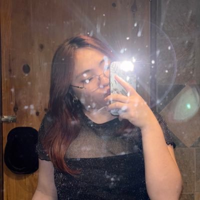 kimglmn's profile picture. 𝖎'𝖒 𝖑𝖎𝖛𝖎𝖓' 𝖒𝖞 𝖑𝖎𝖋𝖊 𝖜𝖙 𝖇𝖆𝖓𝖌𝖙𝖆𝖓