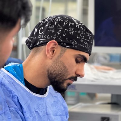 👨🏻⚕️ طبيب / مقيم اقدم جراحة الكلى والمسالك البولية