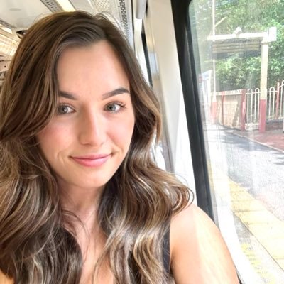 Core Surgical Trainee West Mids. Chocolate addict. She/her 🏳️🌈