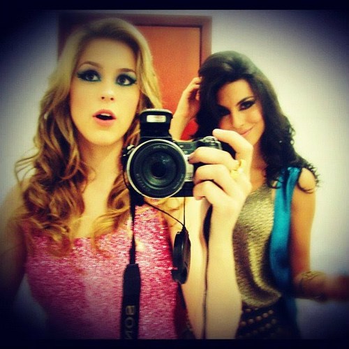 Quem ama a Nossa Diiva Sophiia seguiia logoo ' amooures *-*