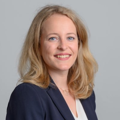 🎓 @ScPoLyon - @OregonState - @Harvard. Ex @Senat 🏛️ Ex Directrice cab @jpraffarin, président @LeadersPaix | Direction Générale Adjointe @CroixRouge ⛑️