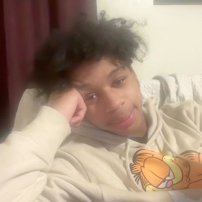 builder19026071's profile picture. Hi, I’m Shy. A designer focused on creating intuitive, user-friendly experiences that bring ideas to life