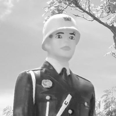 UhanRin's profile picture. 