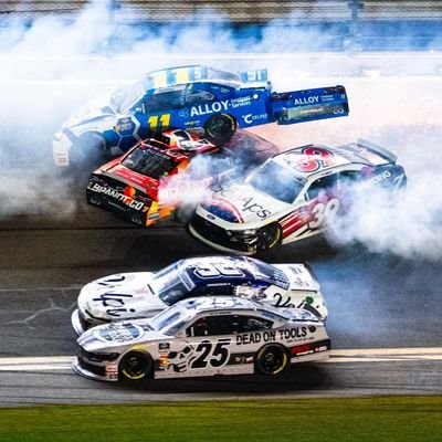 Loganofan22in22's profile picture. 