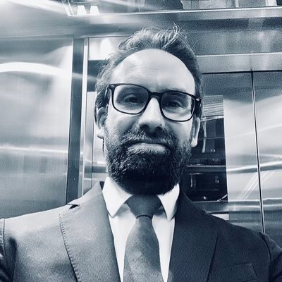 🇵🇱🇪🇺🇺🇦 For our freedom and yours. Polish diplomat @PLinEmirates, formerly @PLenAlgerie. Views my own, retweet not always an endorsement.