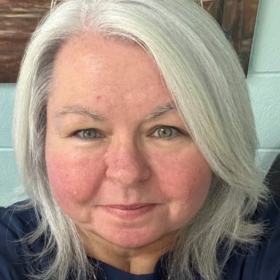 🌟 EdTech Enthusiast | Mom of 2 👩👧👦 | Dog Lover 🐶 | Student Advocate 📚 | Spreading kindness & innovation in education! 💻✨ #EdTech #Kindness #AI