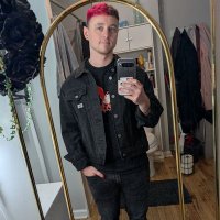 ಠ_ಠ (@fjsweeney12) 's Twitter Profile