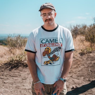 BTheFisch's profile picture. leave me alone