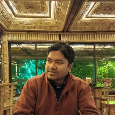 DhRoy89's profile picture. 