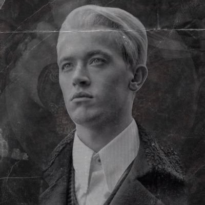 firebIooded's profile picture. 𝙤𝙝, 𝙮𝙤𝙪’𝙧𝙚 𝙖𝙗𝙤𝙢𝙞𝙣𝙖𝙗𝙡𝙚 𝙨𝙤𝙘𝙞𝙖𝙡𝙡𝙮. 𝙮𝙤𝙪’𝙧𝙚 𝙟𝙪𝙨𝙩 𝙖 𝙡𝙞𝙩𝙩𝙡𝙚 𝙗𝙞𝙩 𝙩𝙤𝙤 𝙢𝙪𝙘𝙝 𝙡𝙞𝙠𝙚 𝙢𝙚.