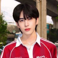 LST (@thipthi16080352) 's Twitter Profile