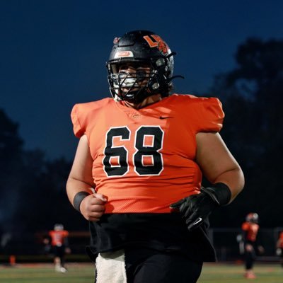 Libertyville High School (IL) | 2025 | 5’11 270 LBS | Center & Guard | T&F Thrower | Honor Roll maxfrazin@gmail.com