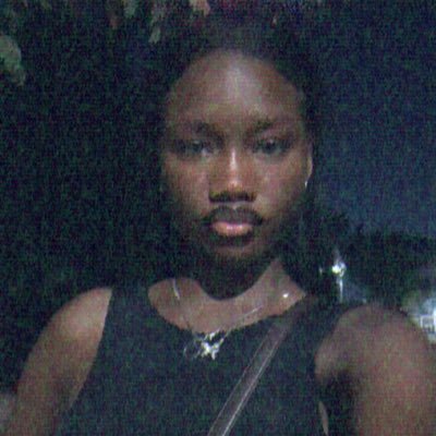 prudeeeeee_'s profile picture. Waves; Sand, Sunset and Ice cream.💕