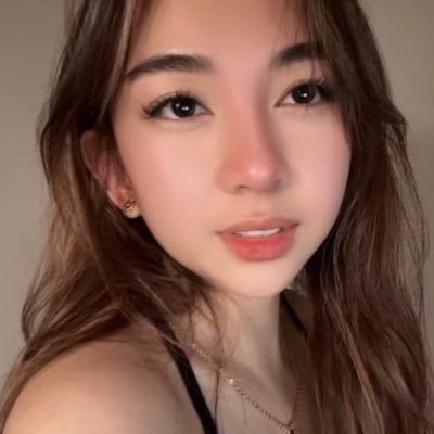 Socially awkward | Cynophile | Insta: Madieeyap | 葉爱美 💖