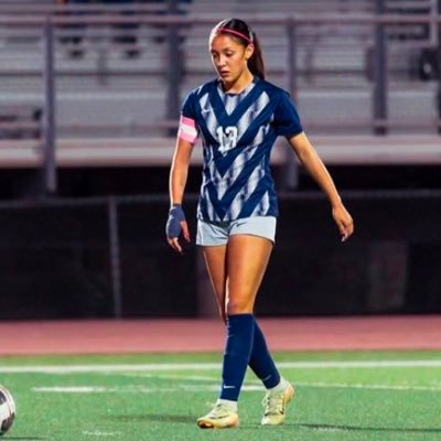 Yesenia Cisneros Profile
