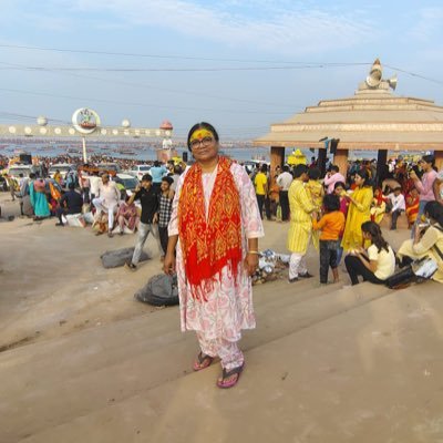 मुझे गांधी की लाठी नही, आजाद का पिस्तौल चाहिए। मुझे डरा हुआ हिन्दू नही, सिरफिरा भगत सिंह चाहिए
