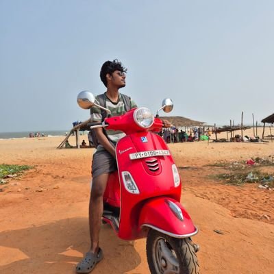 Robin Roy Profile