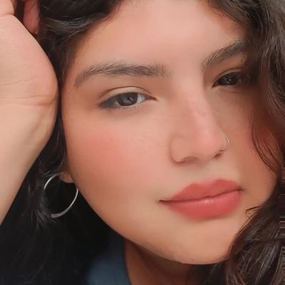 Fxxx18_'s profile picture. Vivo enamorada de @Danielablume.          

                                     A💌
GZ