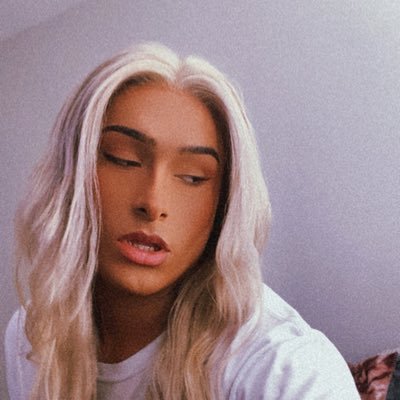 dan24_dp's profile picture. insta add my snap danie_qg