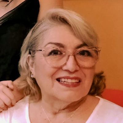 antofamonica's profile picture. Relacionadora Pública, siempre pensando en que este país sea mejor, con Fe en nuestros ideales.
