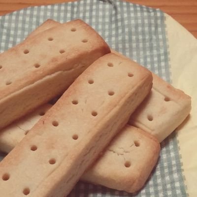 雑多垢。かわいい人が日々の癒し えりんごすラブ
最近は多方面のアイドルをゆるっと推してたり(アイマス・キミプリ・Hey! Say! JUMP etc.)
🥐ぶればんは日々の活力🥖🥯
765単独NEI Day2初現地 アイマス最高!